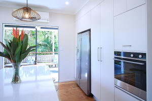 Built-in Oven Wall Cupboards